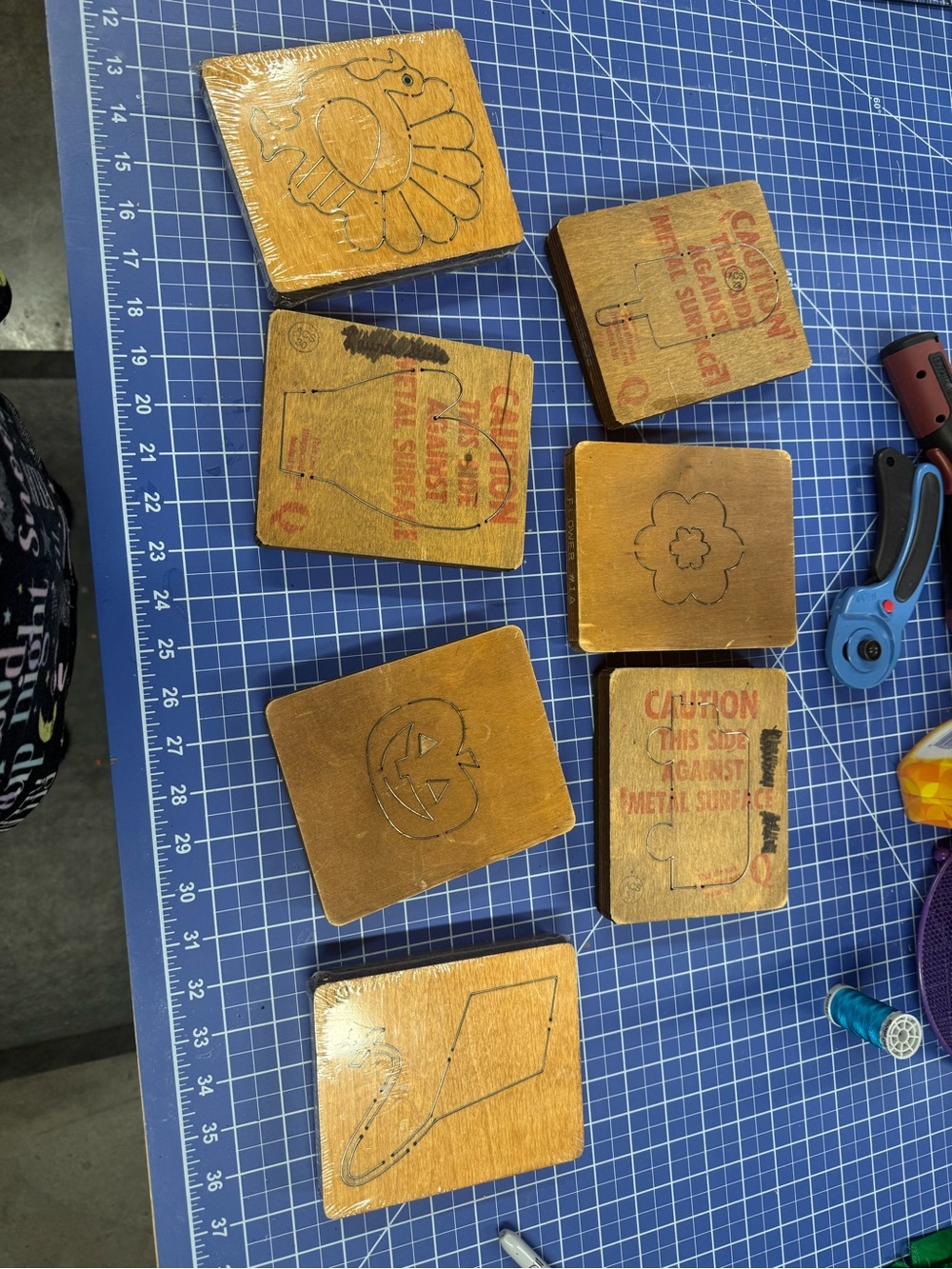 accu cut dies lot - Picture 2 of 2